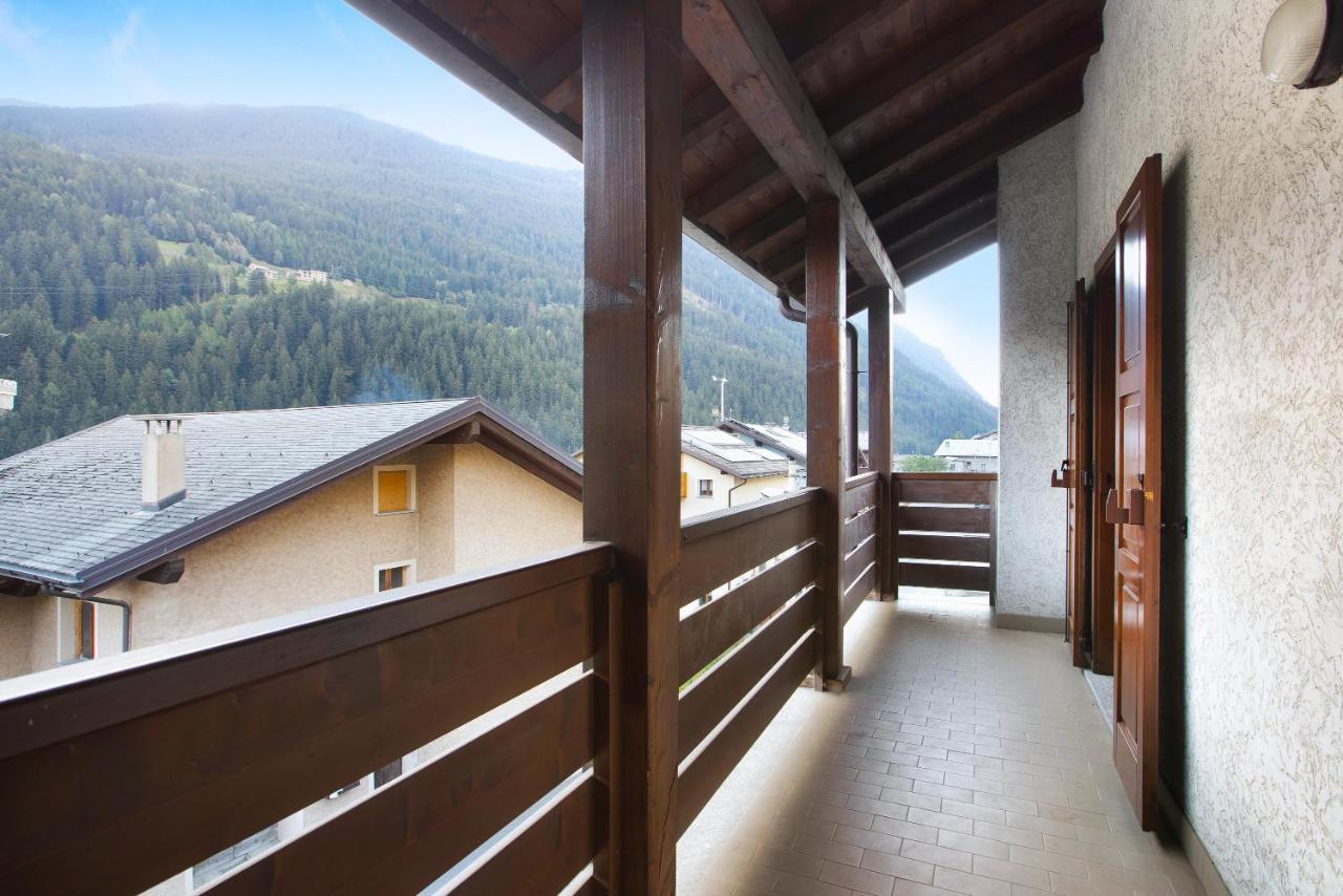 Mountain Chalet Close To Bormio Villa Valdisotto Buitenkant foto